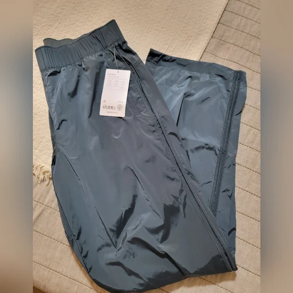 ✨️NEW Athleta Rise Eden Dark Teal Track Pants - Picture 6 of 7